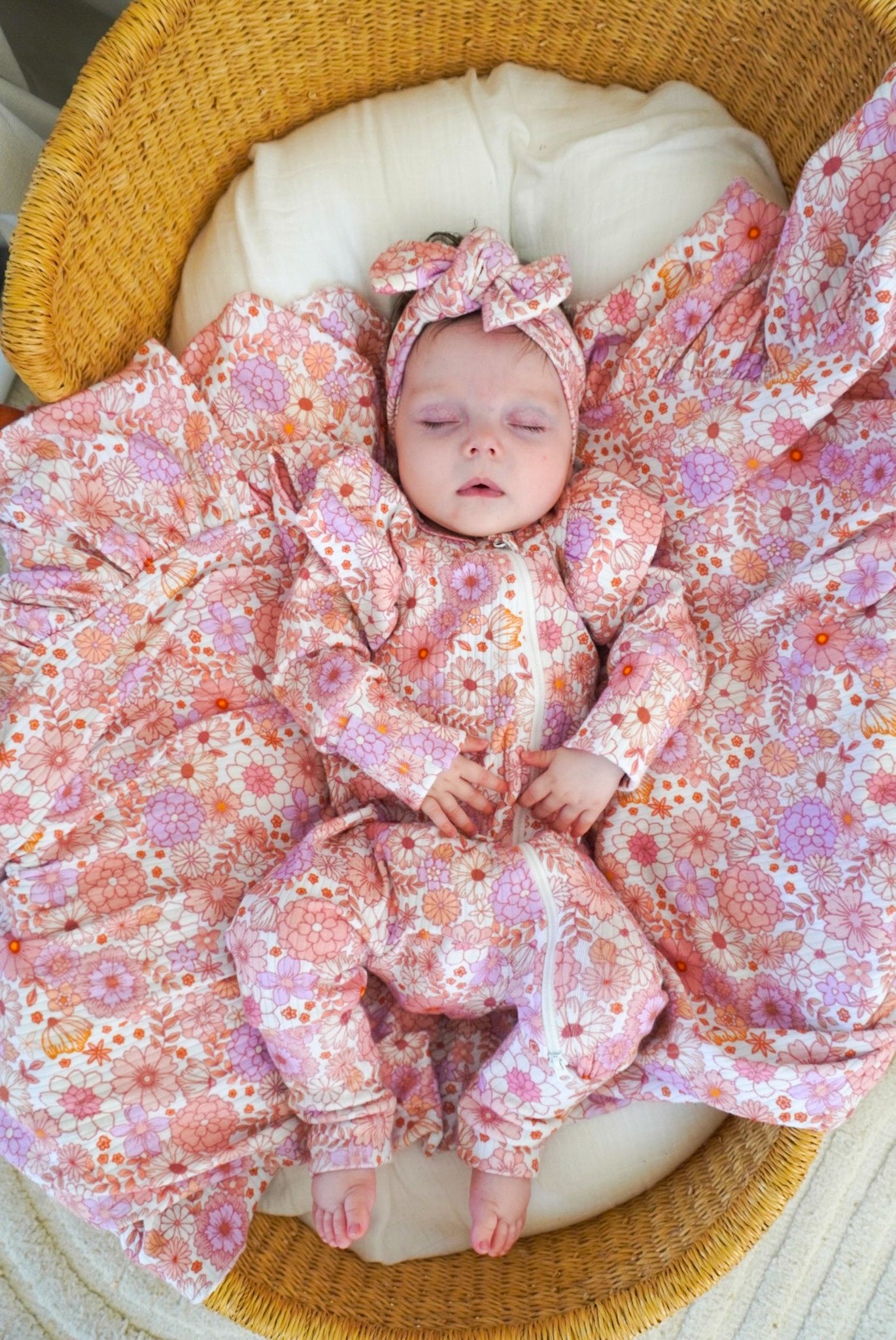 Blossom Ruffle Blanket